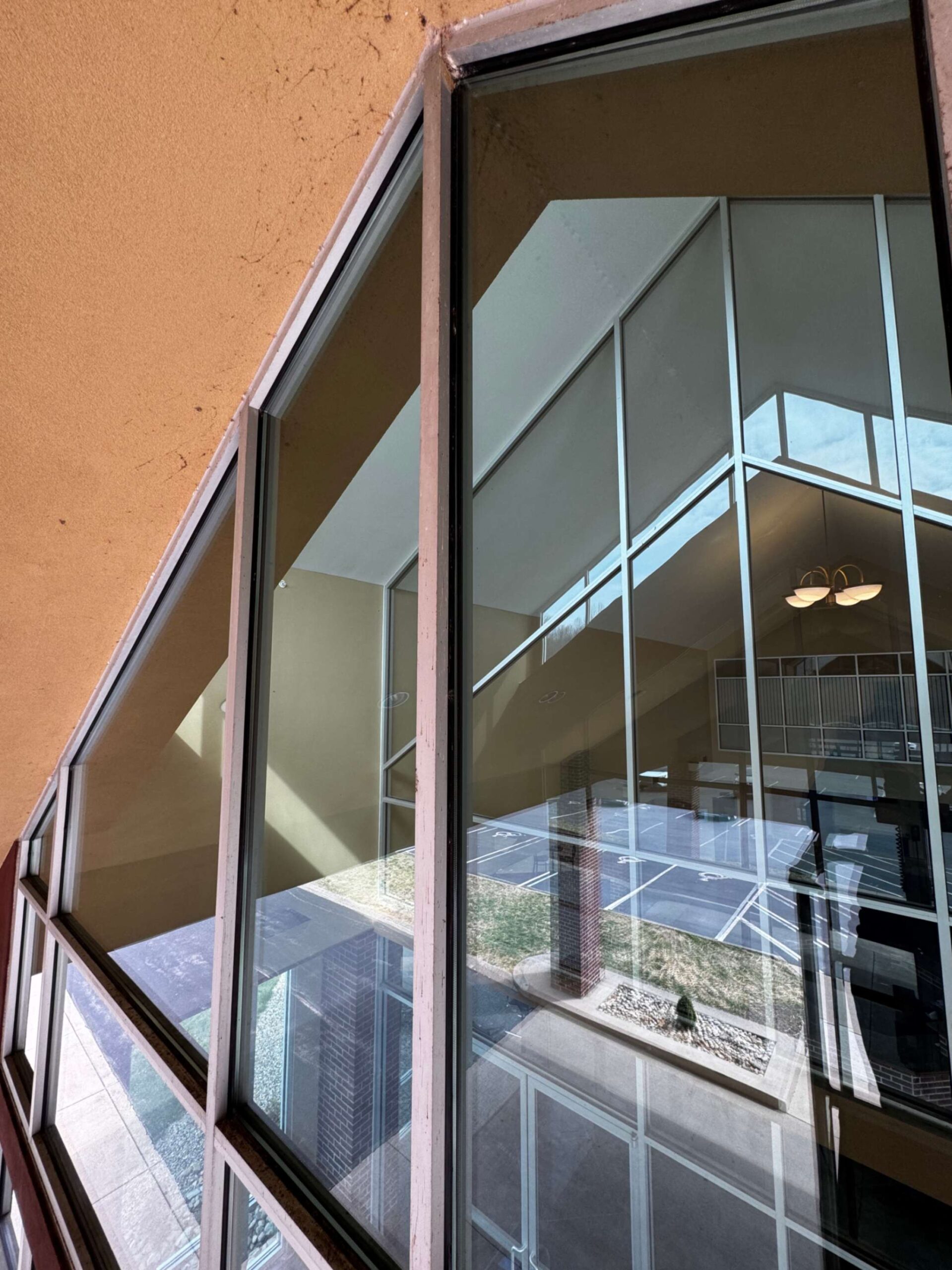 Expert window cleaning for bright and clean home exterior