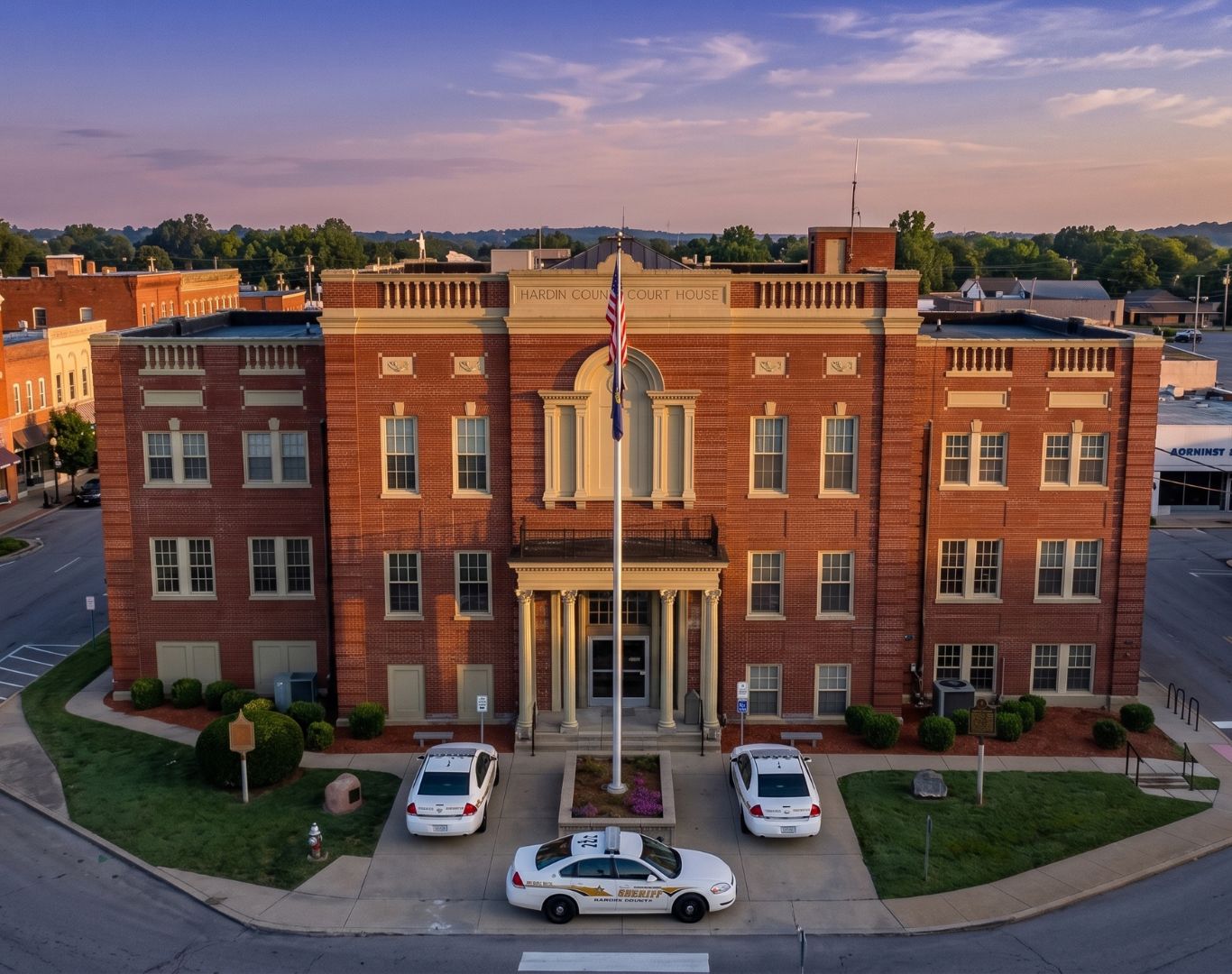 Hardin County courthouse in Elizabethtown, Hardin County, KY