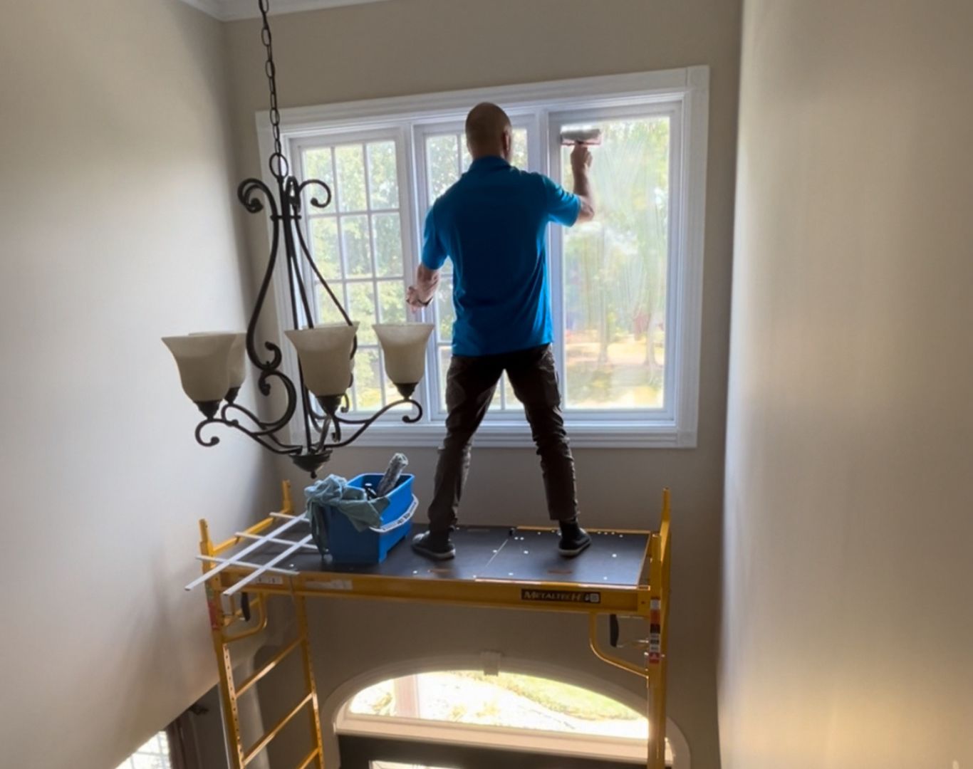 Professional Window Cleaning Service in LaRue County, KY for clean residential windows