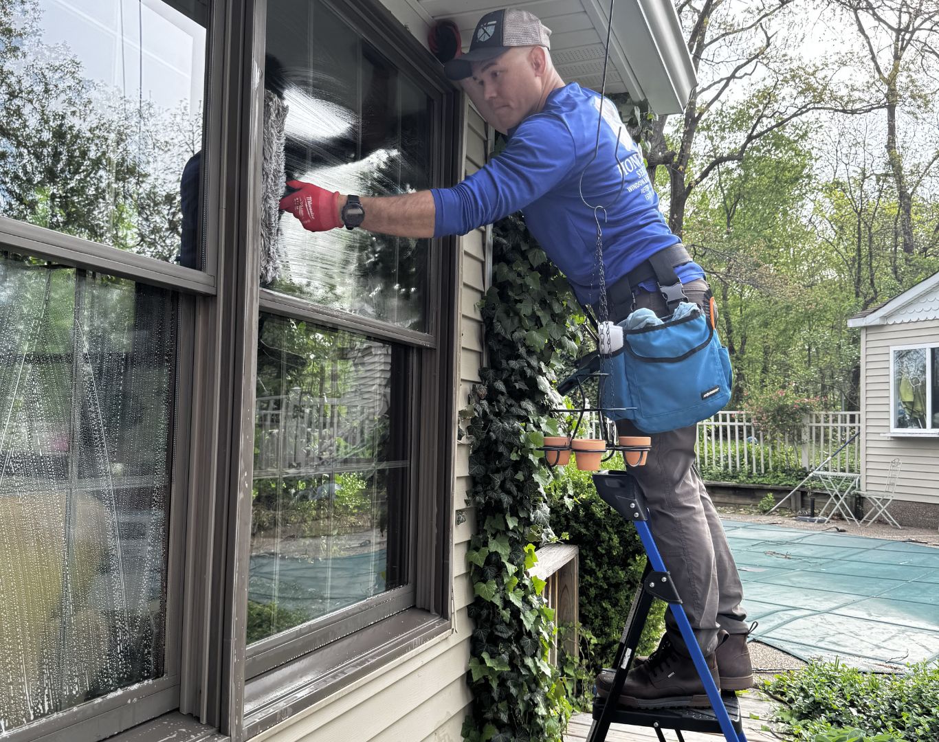 Window Cleaning Service near me in Rineyville, KY for homes and businesses