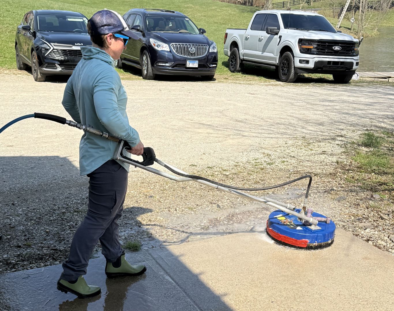 Pressure Washing Service near me in Elizabethtown, KY for homes and businesses